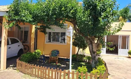 Casa em condomínio fechado com 2 quartos à venda na Rua Ruben Berta, 35, Jardim Leopoldina, Porto Alegre