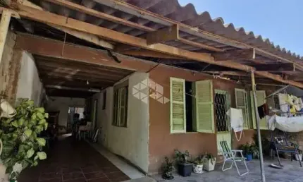 Casa com 3 quartos à venda na Luan Jacoby, 119, Ponta Grossa, Porto Alegre