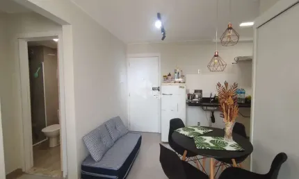Apartamento TOTALMENTE reformado com 35 mts 2 dorms, lazer completo sem vaga