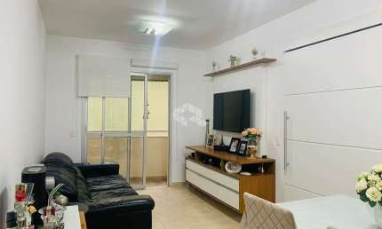 Apartamento de 65m² à venda com 2 quartos e 2 vagas de garagem na Aclimação.