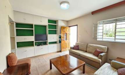 Casa de VILA , 2 dormitorios, 2 banheiros, quintal, vaga , PINHEIROS