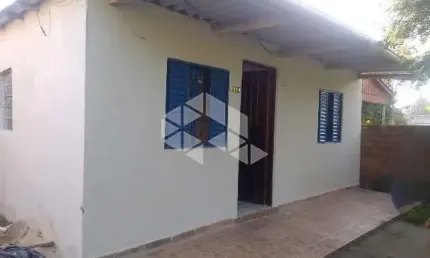 Casa com 02 quartos no jardim berleze em santa maria rs.