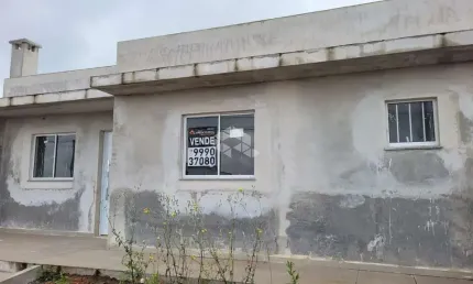 Casa à venda com 3 dormitórios em construção no bairro camobi em  santa maria