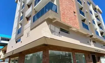 Apartamento de 2 dormitórios com suíte no bairro Camobi Santa Maria