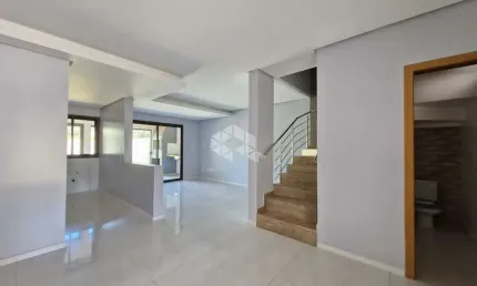 Casa de 3 quartos com suíte à venda no bairro Camobi próximo a UFSM