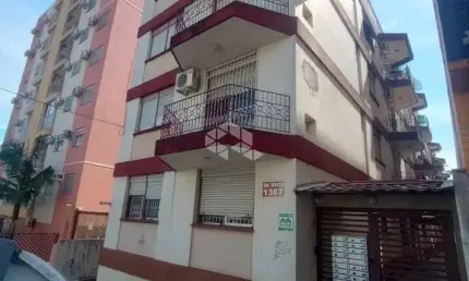 Apartamento à venda  2 quartos na Rua Floriano Peixoto no centro de  Santa Maria