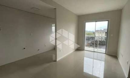 Apartamento à Venda - próximo UFSM - 2 quartos, churrasqueira, sacada em Camobi, Santa Maria