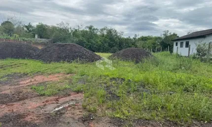 02 Terrenos juntos com 924 metros de área no Bairro Dores