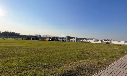 Terreno no Condomínio Cidade Universitária Eco Village à venda de 382 m² no Bairro Camobi em Santa Maria - RS