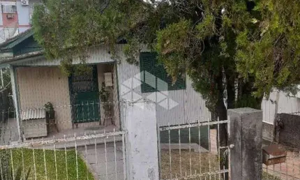 Casa com 02 quartos à venda no bairro nossa senhora das dores em santa maria