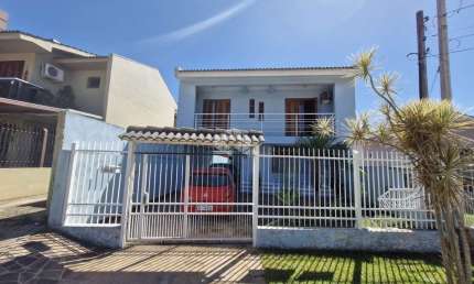 Casa à venda com 3 quartos em Camobi Santa Maria - RS