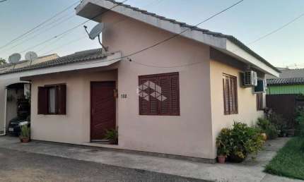 Casa de 2 quartos à venda financiável no Bairro Pinheiro Machado em Santa Maria