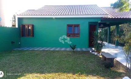 Casa à venda com dois quartos em boca do monte santa maria rs