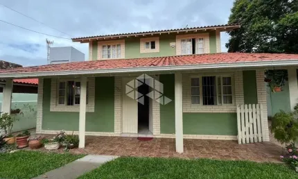 Casa de 4 dormitórios para venda no bairro campeche florianopolis/SC