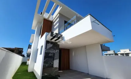 Casa 3 dormitórios no bairro campeche, em florianópolis/sc