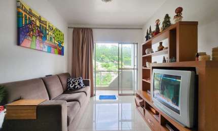 Apartamento com Dois Dormitórios no Bairro Carvoeira Prox da UFSC em Florianópolis/SC