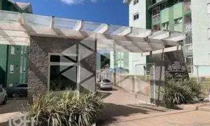 Apartamento de 2 dormitórios localizado no condomínio Ilse Scheffer em Canela.