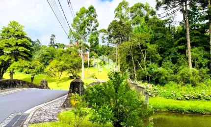 Oportunidade imperdível - Terreno de 1.064,15 metros quadrados no Condomínio O Bosque em Gramado.