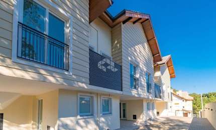 Casa Geminada com 3 suítes na Vila Suzana em Canela
