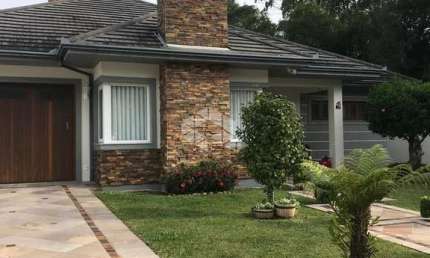 Casa com 3 quartos à venda na Estremosa, 10, Carniel, Gramado