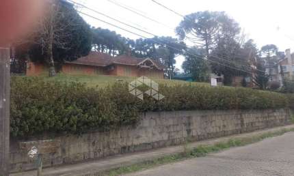 casa dormitórios 200m² , localizada Villa Maggi canela