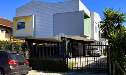 Apartamento  59,46m²,   2  dormitórios, sendo uma suíte ,  localizado a menos de 300metros do Rissul.