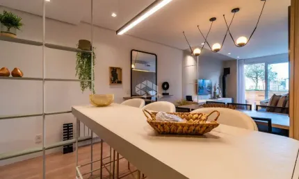 Apartamento à venda no Condomínio Bellagio - Centro de Canela com 2 suítes, lavabo e 2 vagas