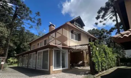 Casa à venda na Vila Suzana em Canela - Conforto, tecnologia e sofisticação