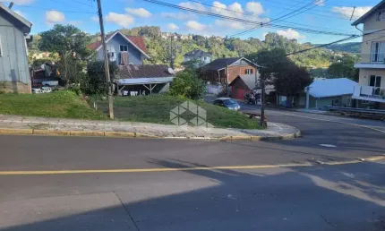 Terreno à venda na Corte Real, 1, Piratini, Gramado