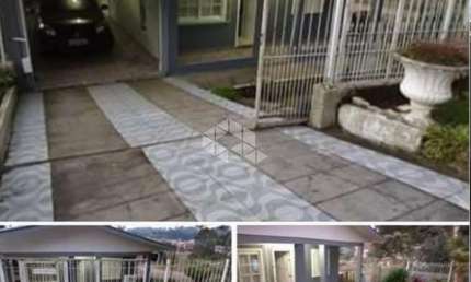 casa com 2 pavimento em Canela proximo ao  parque do lago
