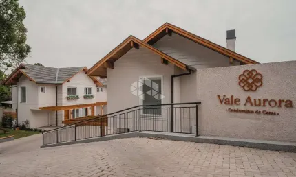 Casa em condomínio fechado com 2 quartos à venda na Irineu Tomazelli, 4041, Várzea Grande, Gramado