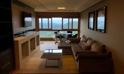 Apartamento mobiliado em Gramado com 3 dormitórios sendo uma suíte