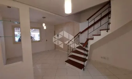 Casa em condomínio, 2 dormitórios, pátio, 1 vaga, bairro Rio Branco, Canoas