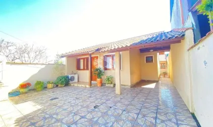 Casa  de 2 quartos/dormitórios ampla com pátio no Bairro São José