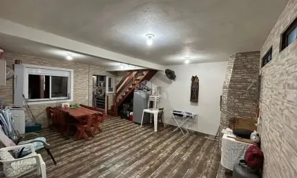 Casa de esquina composta de 03 dormitórios a venda, bairro Boa Vista Sapucaia do Sul