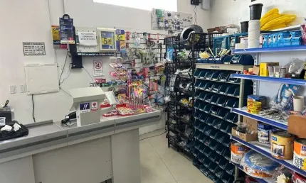 Prédio Comercial 232m² a venda no Bairro Olaria - Canoas