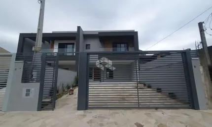 Casa Duplex de Alto padrão, 229m² localizado no bairro Moinhos de vento em Canoas!