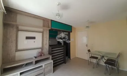 Apartamento 2 dormitórios, 1 vaga escriturada, condomínio fechado no Bairro Igara