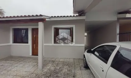 Casa no Bairro São José  2 quartos, Garagem para 2 carros por por R$ 450.000,00