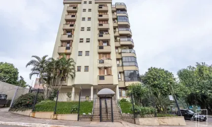 Apartamento com 4 dormitórios, 1 suíte, sacada, semi mobiliado. Aceita financiamento e FGTS .