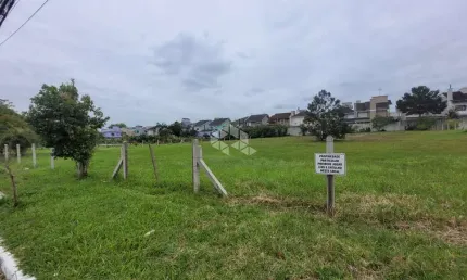 Terreno á venda, medindo 2.8494,30m2 m², com dimensões de 49m2 de frente, alinhamento com a rua. pedro dos santos e extensão  45m2 e 40,70m2, no  bair