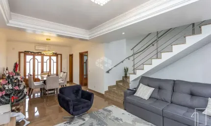 Sobrado de 3 dormitórios com 1 suite, aceita financiamento no Bairro Moinhos de vento/Canoas.