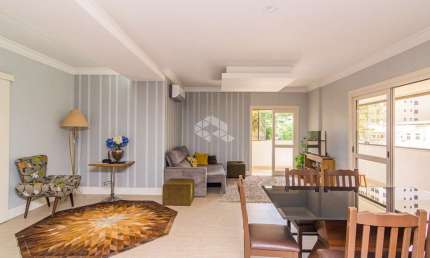 Apartamento 3 Dormitórios, 1 Suíte, sacada c/ churrasqueira, 2 vagas garagem, próximo ao CanoasShopping, Centro/Canoas. Aceita financiamento e FGTS.
