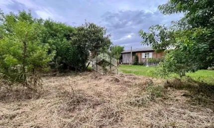Terreno 22x50, 1100m², à venda no Bairro Nossa senhora das Graças em Canoas/RS. Aceita financiamento