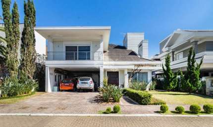 CASA EM CONDOMÍNIIO 4 SUÍTES, 4 VAGAS, ESPAÇO PARA PISCINA, NO BAIRRO MOINHOS EM CANOAS!