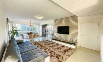 Apartamento 4 dormitórios, 3 suítes, 3 banheiros, 3 vagas, mobiliado, com churrasqueira. À venda no bairro Centro em Canoas. Aceita financiamento FTGS