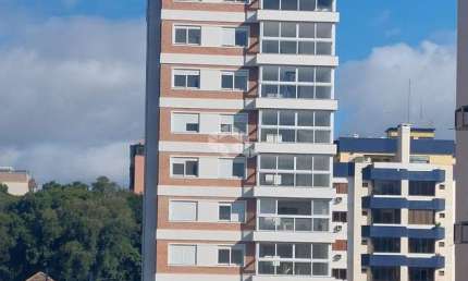 Apartamento  alto padão, com 3 dormitórios, sendo uma suíte, vaga dupla, no Centro de Canoas - Aceita Financiamento.