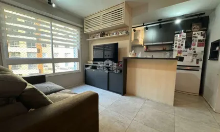 Apartamento no Condomínio Life Park, com 2 dormitórios, 1 suíte,1 banheiro, vaga de garagem, no Bairro Marechal Rondon. Aceita Financiamento e FGTS.