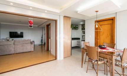 Apartamento de 3 dormitórios com suíte e vaga de garagem coberta. Esteio RS