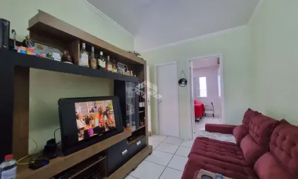 Casa em condomínio fechado no bairro São José em Canoas com 3 dormitórios, semimobiliada, aceita financiamento e FGTS